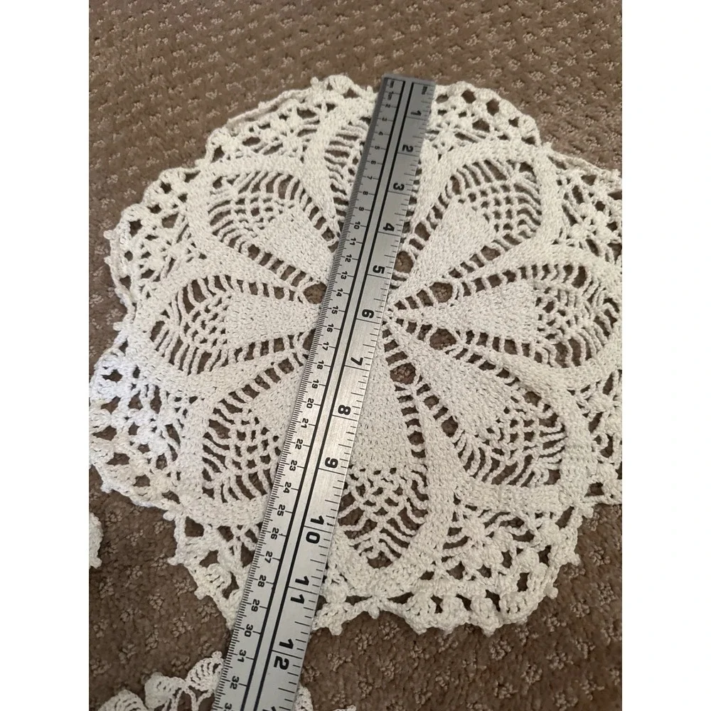 Vintage White Hand Crochet Lace Doily Set of 3 Round Cotton Table Linens 1247